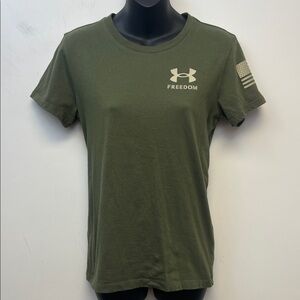 Under Armour Classic Freedom Flag Tee in Dark Green Size Small